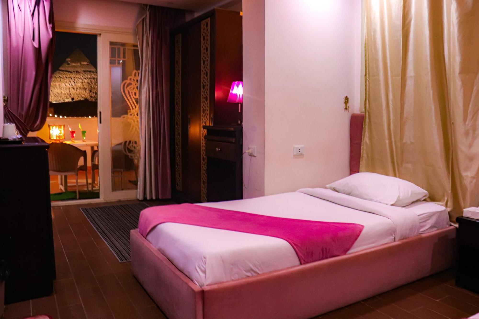 Golden Pyramids Inn Kafret el-Gabal Exterior foto