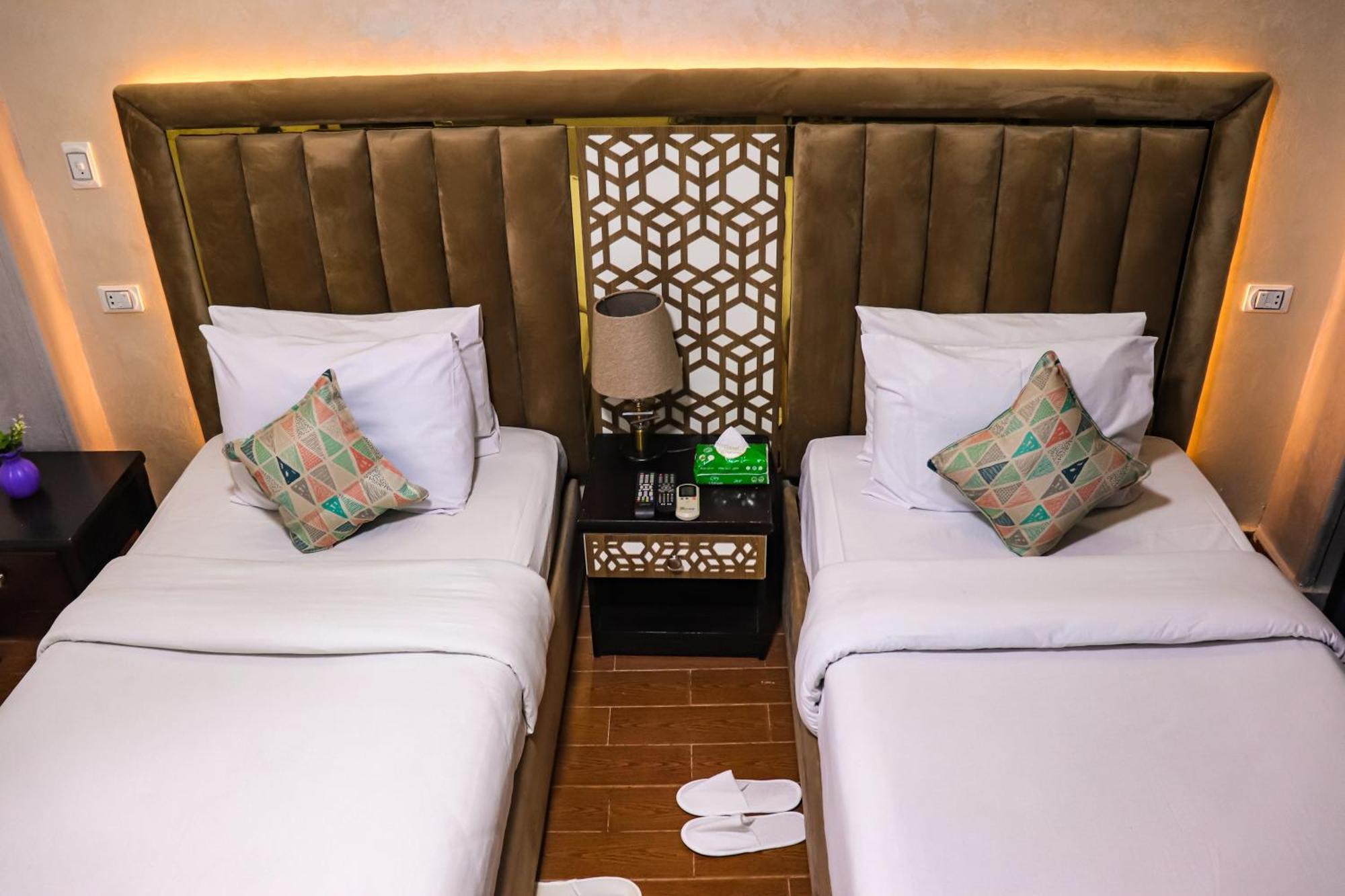 Golden Pyramids Inn Kafret el-Gabal Exterior foto